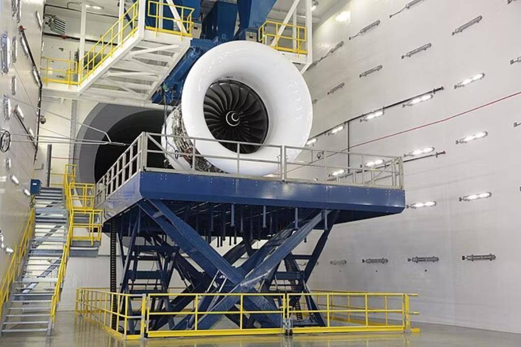 تست موتور جت